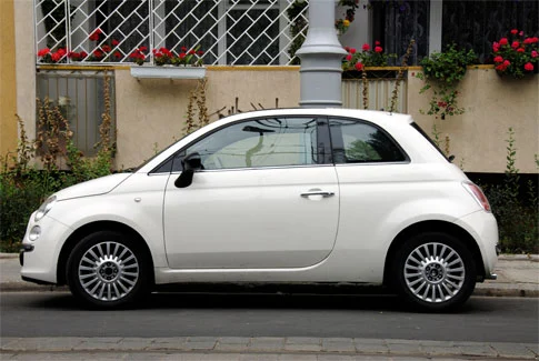 fiat 500 weißer Fiat 500 – Beispiel für Gebrauchtwagenankauf Neukirchen-Vluyn